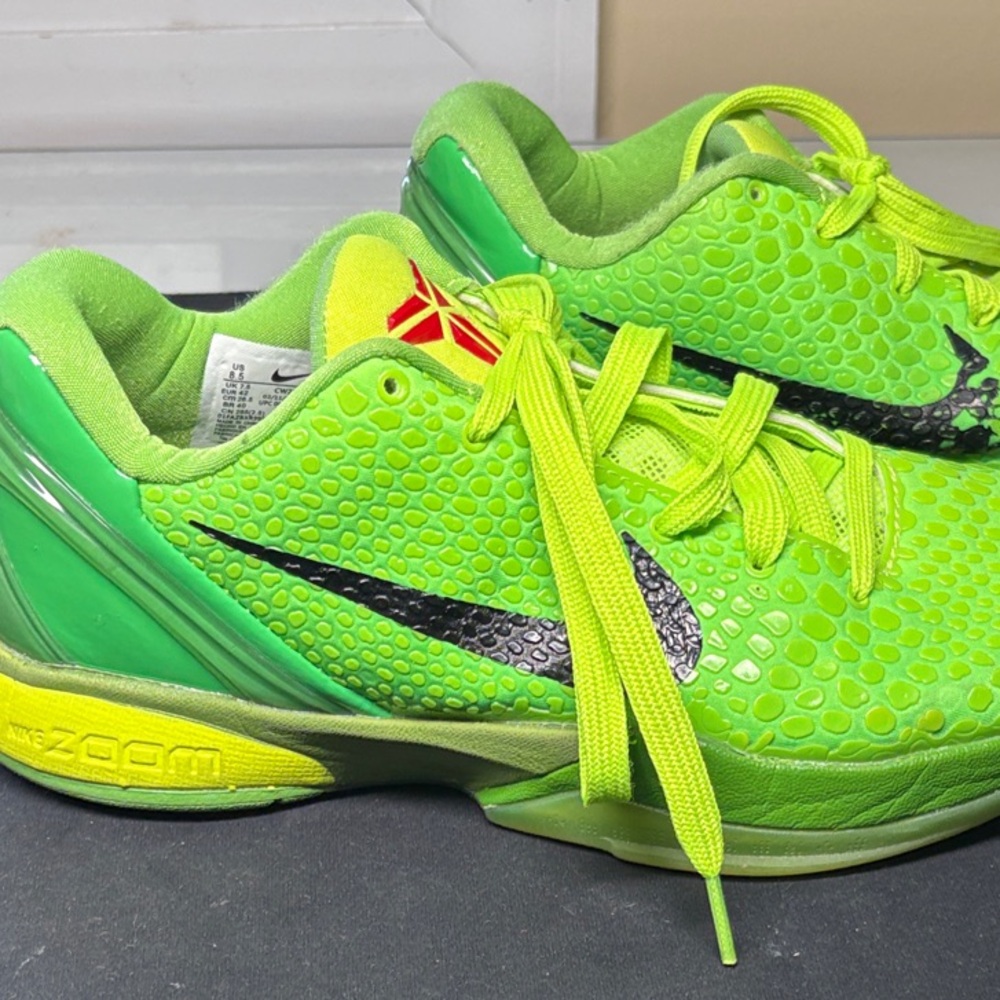 Nike Zoom Kobe 6 Protro ‘Grinch’ (2020 edition) 8.5